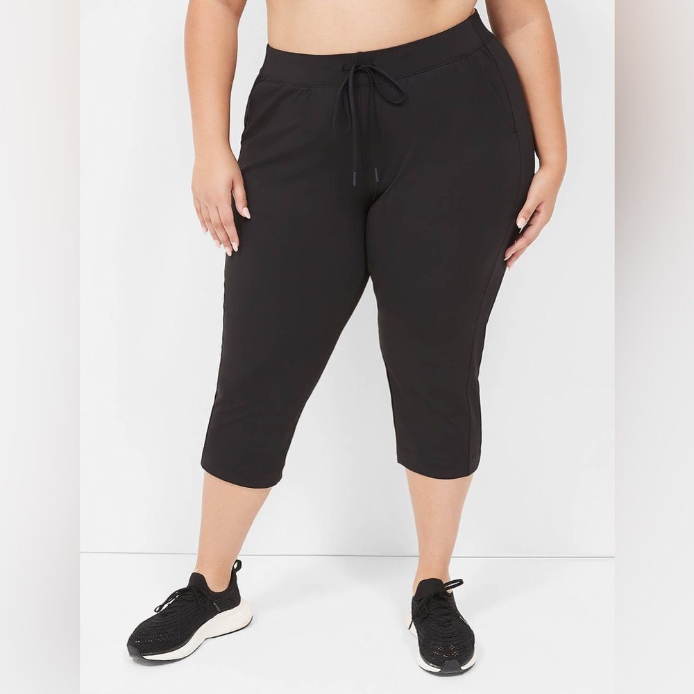 Lane Bryant LIVI knit Capri ankle Trouser drawstring plus workout pants 18/20